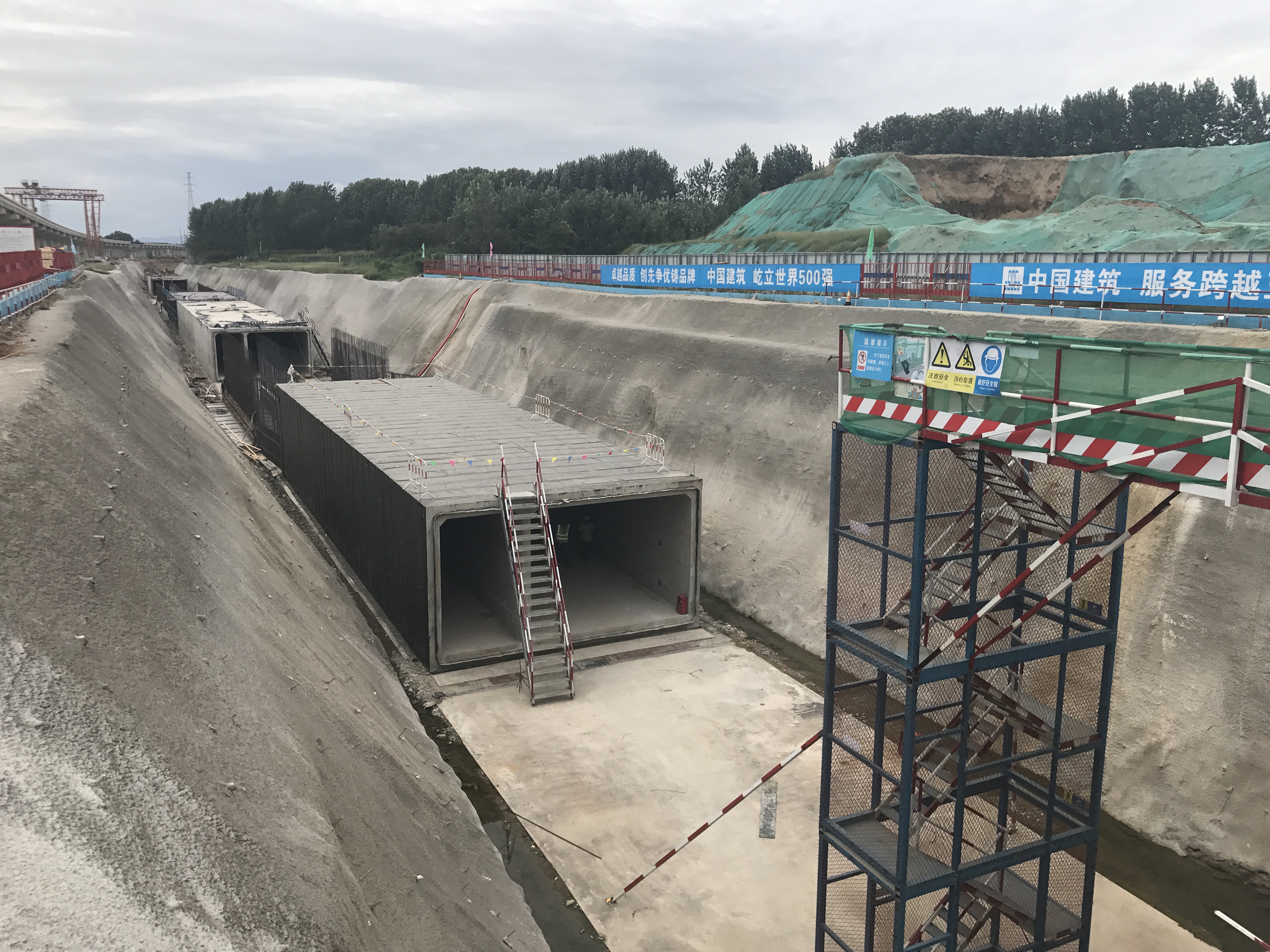 中标上海浦东前滩地下管廊通信系统